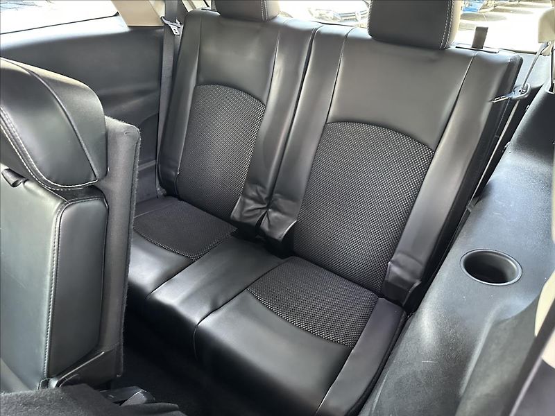 Fiat Freemont 2,0 CROSS 4x4 AUTOMAT - fotka 16 z 32