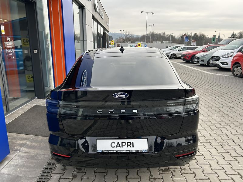 Ford Capri Premium 79 kWh 210 kW - fotka 6 z 38