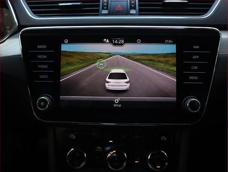 Škoda Superb (2020) 2.0 TDI - fotka 18 z 23