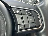 Jaguar F-Pace 2,0 D 132kW AWD PRESTIGE - náhled 19