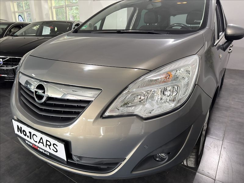Opel Meriva 1,4   74 kW EDICE 150 1.MAJ - fotka 27 z 29