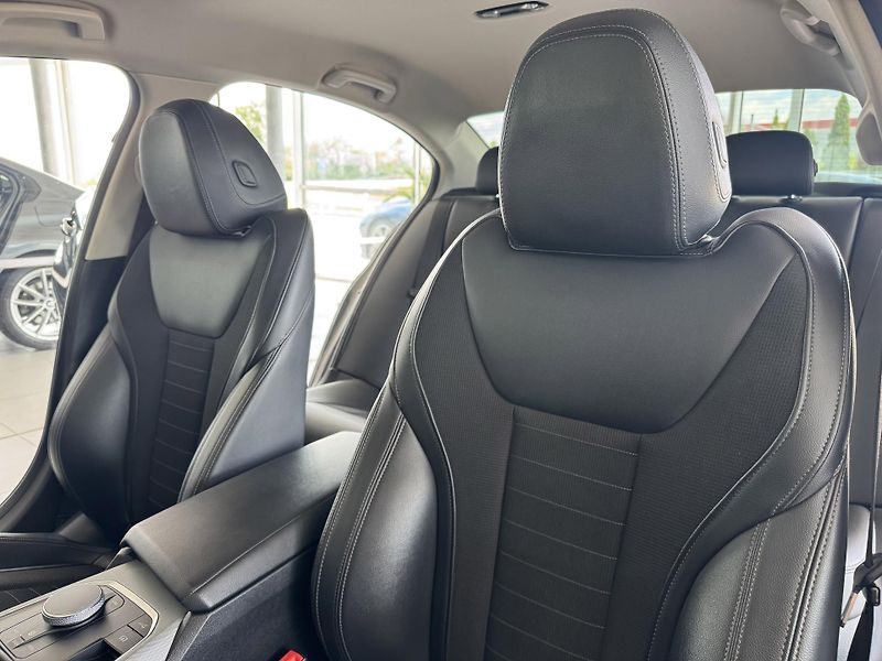 BMW Řada 3 320d 140kW*Kůže*PlnýServis*Taž - fotka 13 z 34