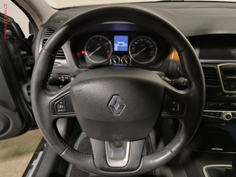 Renault Laguna (2008) 2.0 dCi, ČR, AC, TZ, kůže - fotka 13 z 16