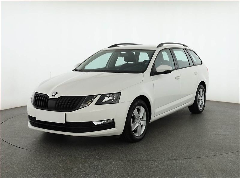 Škoda Octavia (2018) 1.6 TDI, Tempomat - fotka 2 z 16