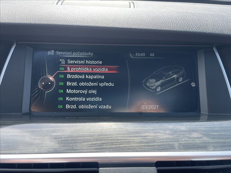 BMW Řada 5 3,0 GT 190kw 530d M-Paket Pano - fotka 17 z 37