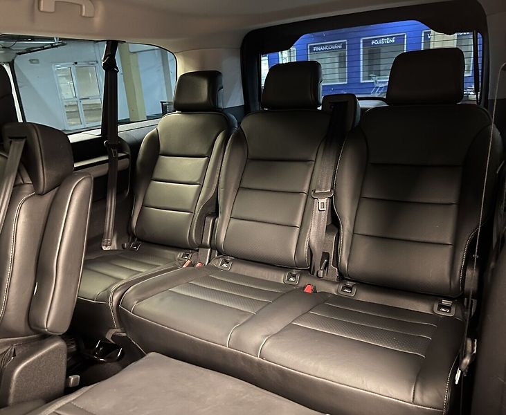Toyota ProAce Verso VIP LONG 7S - fotka 12 z 19