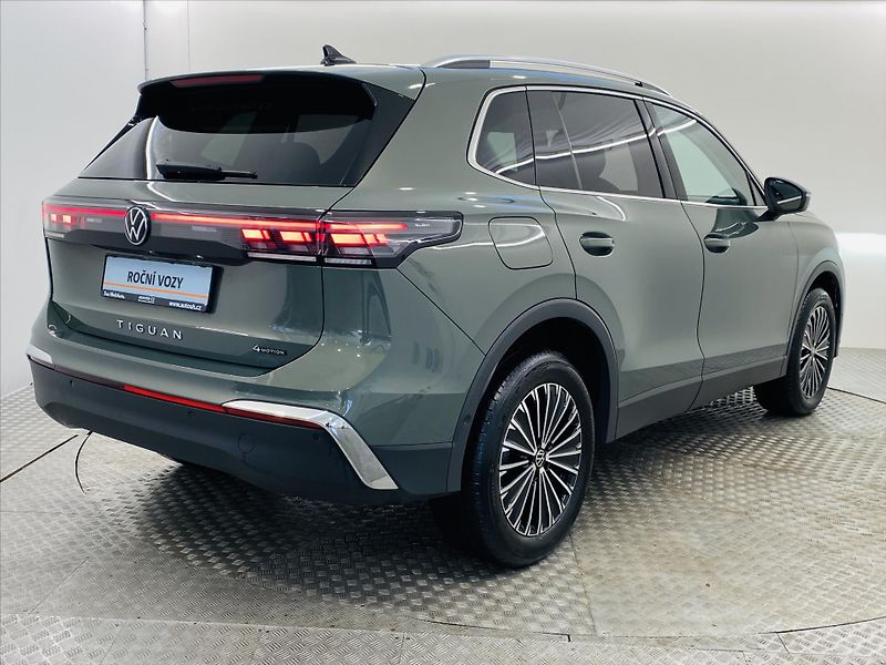 Volkswagen Tiguan 2,0 TDI 142kW 4Motion Elegance - fotka 2 z 24