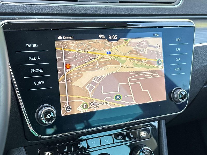 Škoda Superb (2024) Combi 2.0 TDI 4x4 DSG Scout - fotka 12 z 33