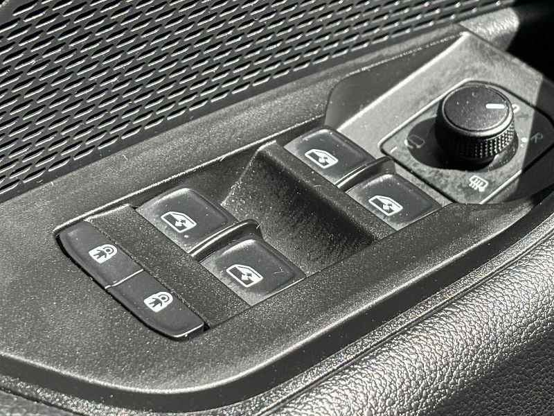 Škoda Octavia (2025) Combi 1.5 TSI M-HEV DSG Sportl - fotka 16 z 30