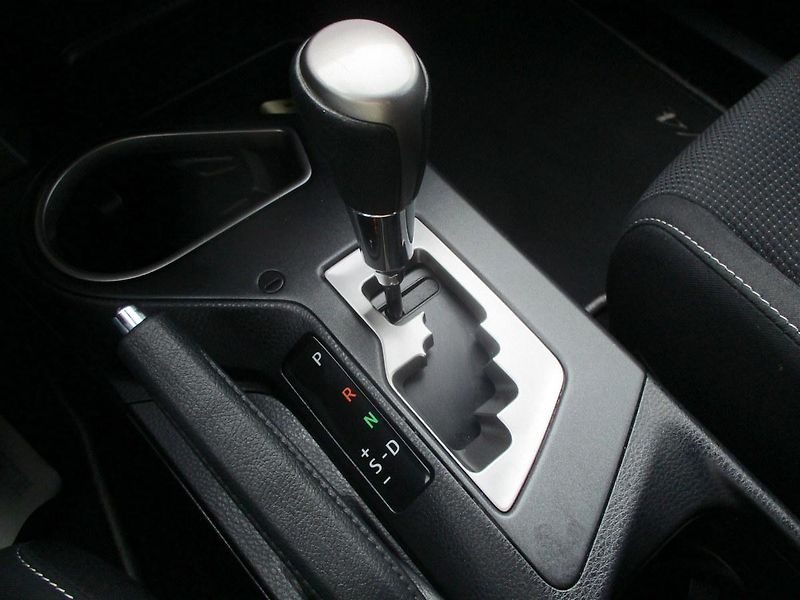 Toyota RAV4 2.5Hybrid 137TKM*T. ZAŘ*SERVIS - fotka 22 z 50