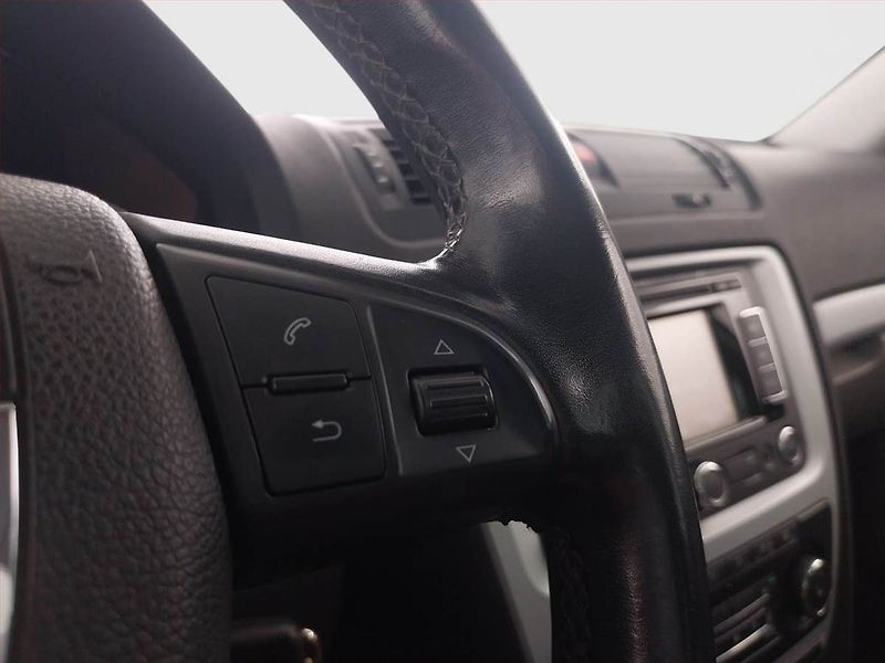 Škoda Octavia (2010) 1.6 TDI, Tempomat - fotka 19 z 22