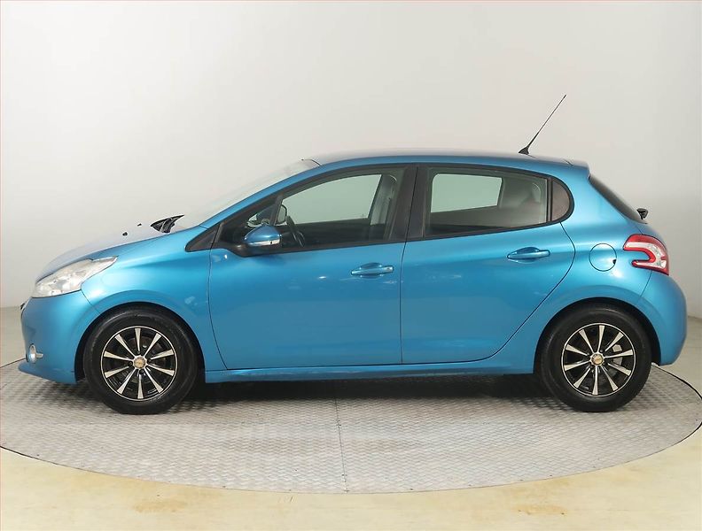 Peugeot 208 (2012) 1.4 HDI, po STK - fotka 3 z 16