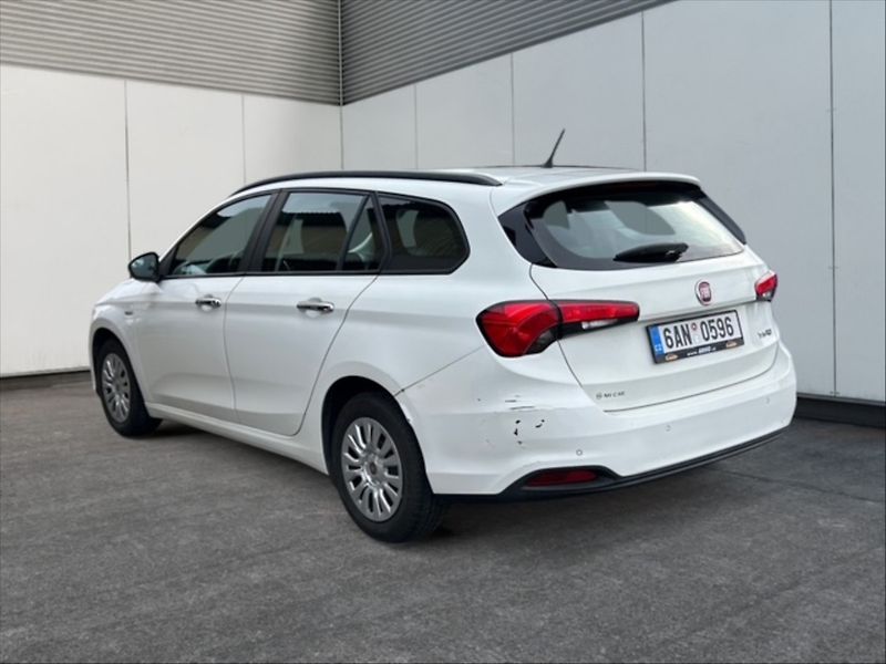 Fiat Tipo 1,4 i ČR,1.majitel, DPH - fotka 4 z 11