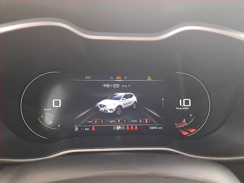 MG ZS (2023) 1.0 Turbo, Automat, ČR,1.maj - fotka 11 z 17