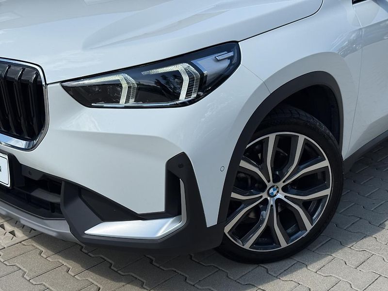 BMW X1 sDrive18d - fotka 17 z 20
