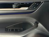 Porsche Macan 4, DriveAssist, Chrono, Masáž - náhled 18