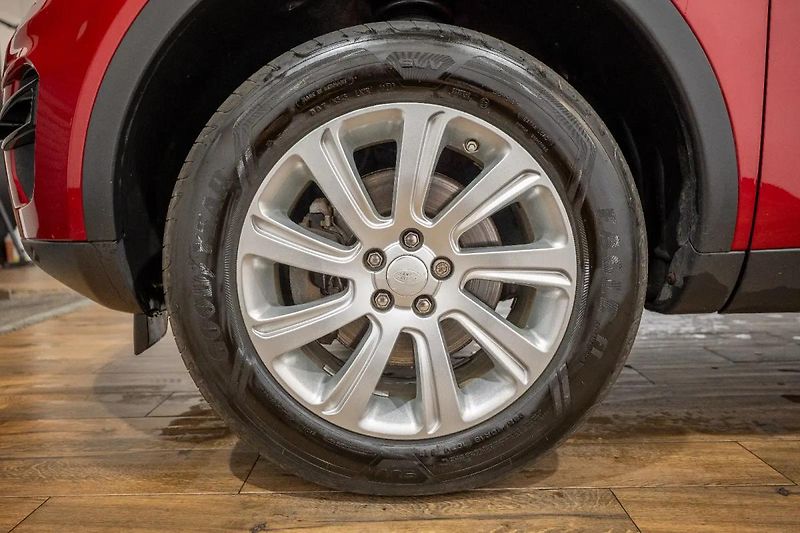 Land Rover Discovery Sport Sport HSE 2.0 132 kW - fotka 37 z 40