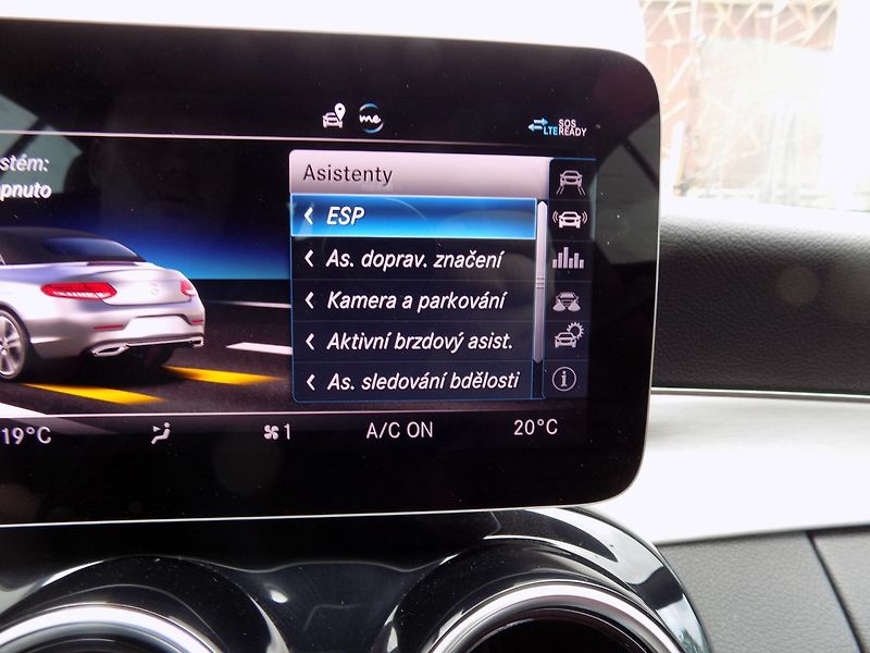 Mercedes-Benz Třídy C (2021) 400/AMG-Line/4-M/Full-Led/ - fotka 36 z 44