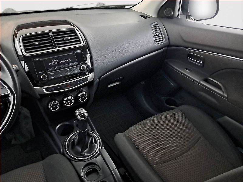 Mitsubishi ASX (2017) 1.6 MIVEC, Serv.kniha - fotka 8 z 16