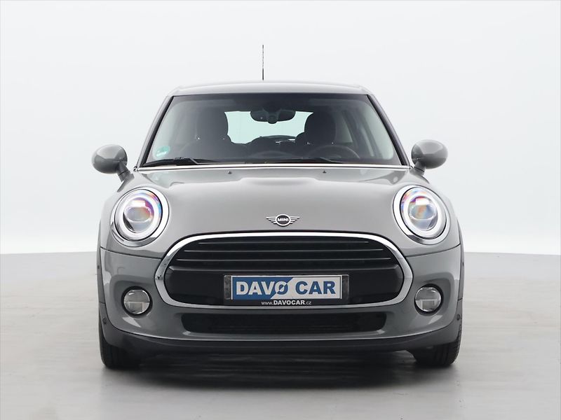 Mini Cooper 1,5 100 kW 1.Maj. Aut.klima - fotka 2 z 28