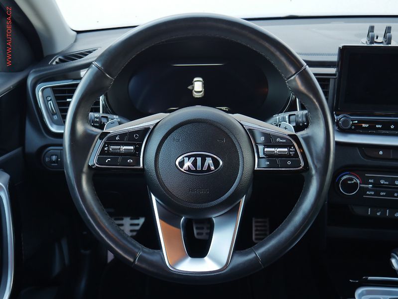 Kia XCeed (2021) 1.6 T-GDi, ČR, AT, LED, navi - fotka 11 z 27