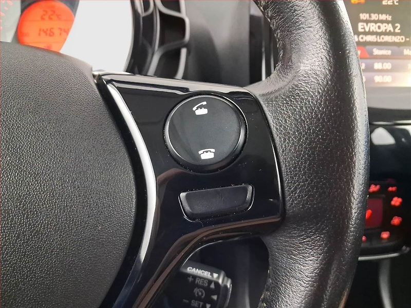 Toyota Aygo (2016) 1.0 VVT-i, Tempomat - fotka 16 z 17