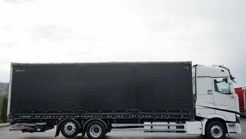 Renault - fotka 4 z 15