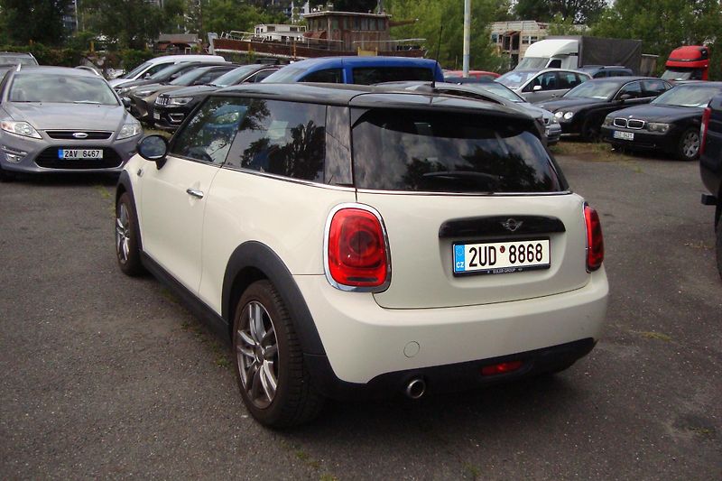 Mini Cooper (2017) 1.5 D, AUTOMAT - fotka 5 z 66