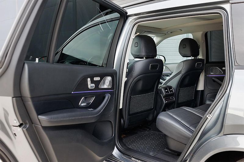 Mercedes-Benz GLS (2019) GLS 400d 4Matic AMG Line - fotka 47 z 63