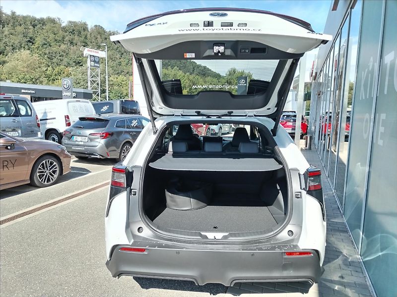 Toyota bZ4X (2025) BEV 71,4 kWh  EXECUTIVE AWD - fotka 11 z 12