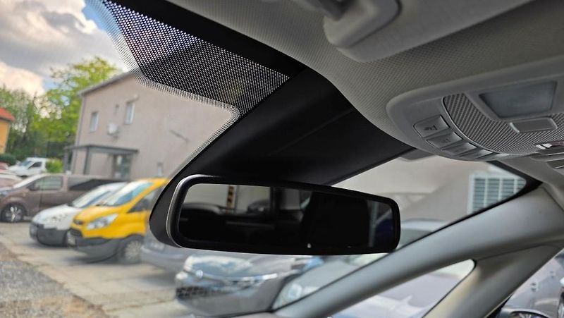 Ford Galaxy (2023) 2.5i HEV Titanium 7 míst AT TZ - fotka 41 z 44