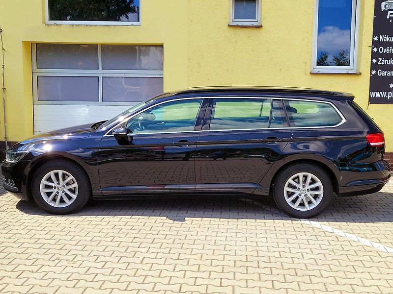 Volkswagen Passat 1,4TSi DSG SERV.KN,CEBIA,ACC - fotka 8 z 52