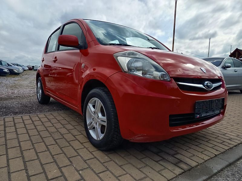 Subaru Justy (2009) 1.0 51kw - fotka 15 z 44