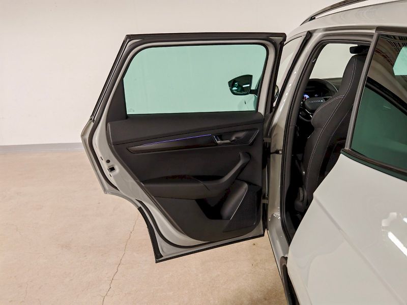 Škoda Karoq (2025) 1.5 TSI 110 kW Sportline - fotka 24 z 32
