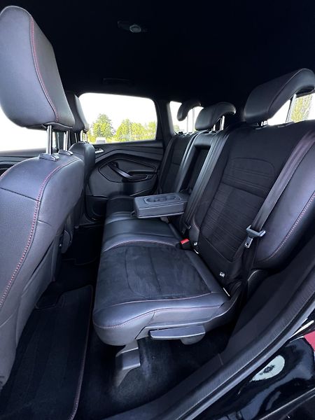 Ford Kuga 1.5 EcoBoost ST Line TZ - fotka 20 z 24