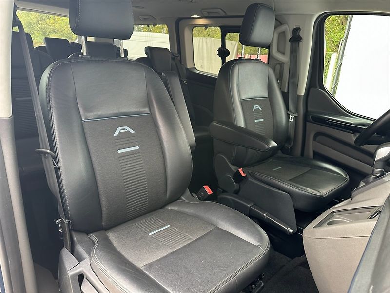 Ford Tourneo 2,0 TDCi 136kW 8MÍST AUTOMAT - fotka 14 z 48