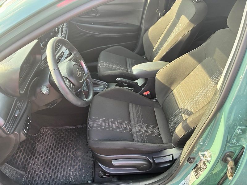Hyundai Bayon (2023) SMART 1.0T-GDI 74kW CZ DPH - fotka 7 z 11