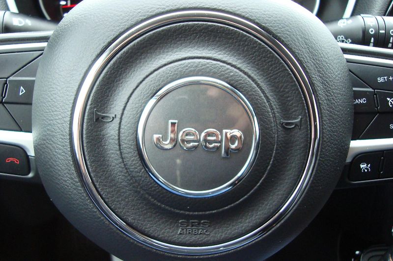 Jeep Compass (2019) LIMITED 2.0 CRD, 4x4 - fotka 67 z 86