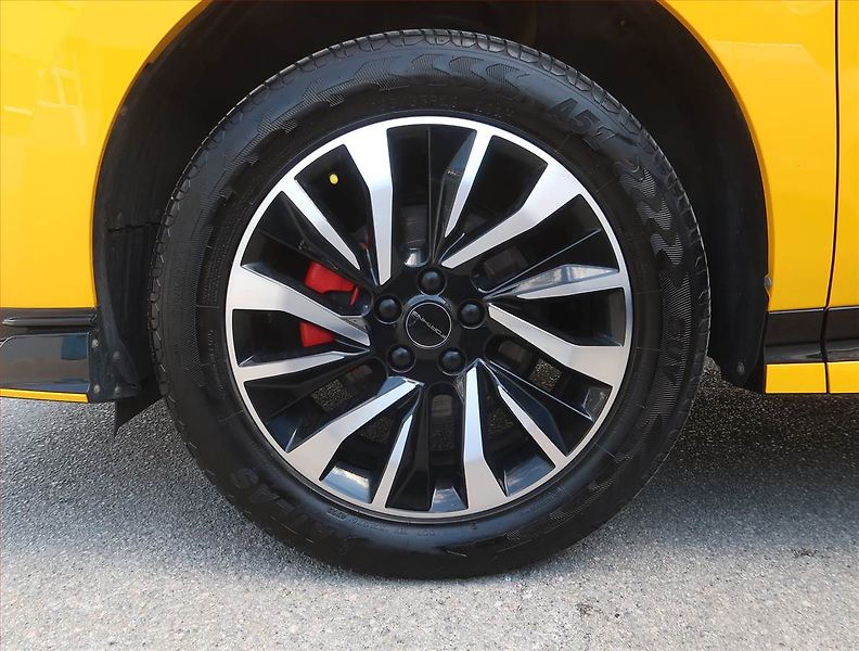Dongfeng T5 EVO (2024) Luxury 1.5 Turbo - fotka 15 z 22