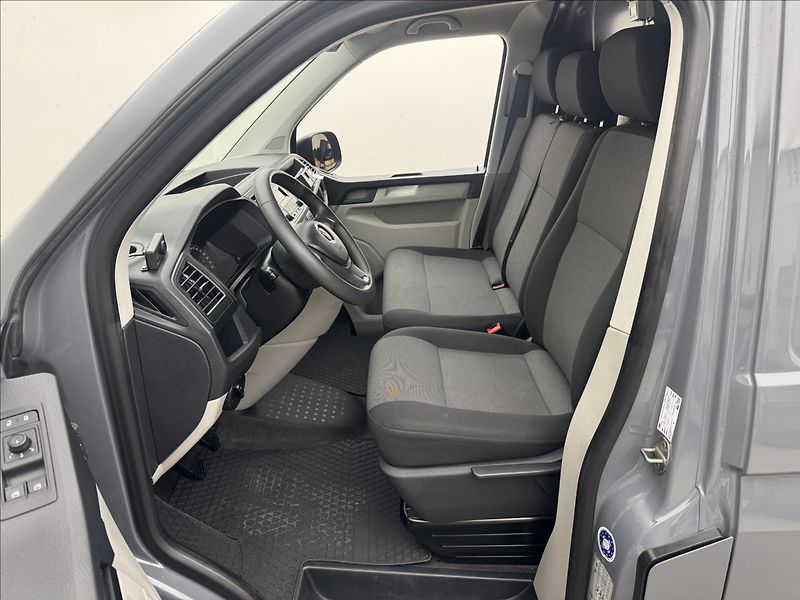 Volkswagen Transporter 2,0 2XCHLAĎÁK DPH NZ.TOP ČR - fotka 24 z 33