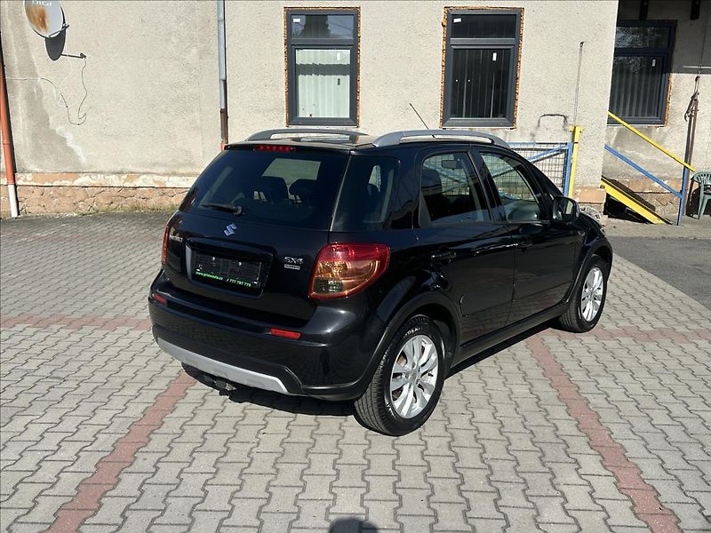 Suzuki SX4 1,6 TAŽNÉ - fotka 4 z 19