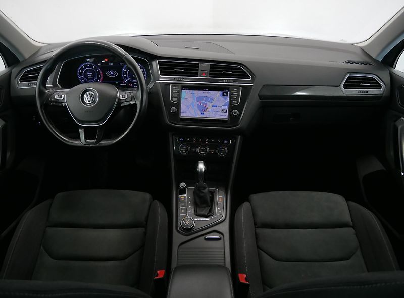 Volkswagen Tiguan - fotka 5 z 25