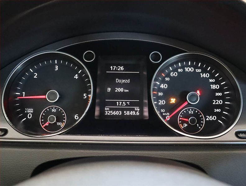 Volkswagen Passat (2014) Comfortline 2.0 TDI, Tempomat - fotka 11 z 22