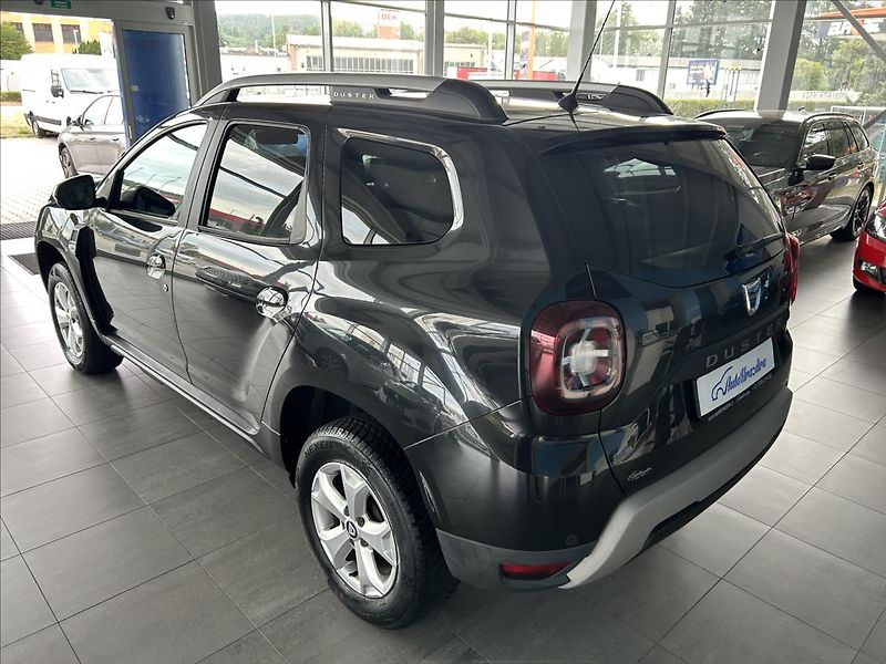 Dacia Duster 1,6   SCe,COMFORT,SERVISKA - fotka 4 z 25