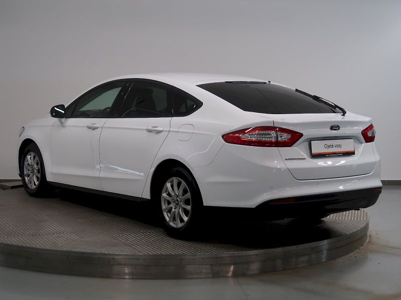 Ford Mondeo (2019) 1.5ecoBoost 121KW - fotka 7 z 31