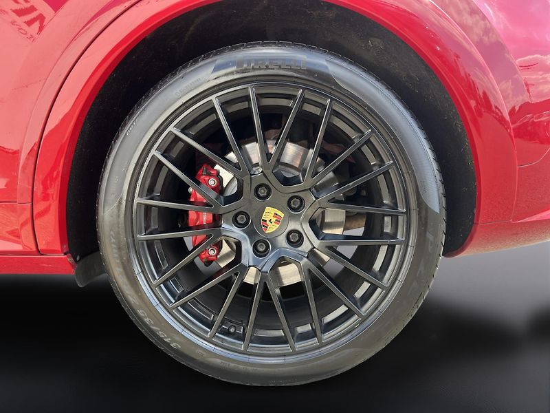 Porsche Cayenne GTS - fotka 14 z 28