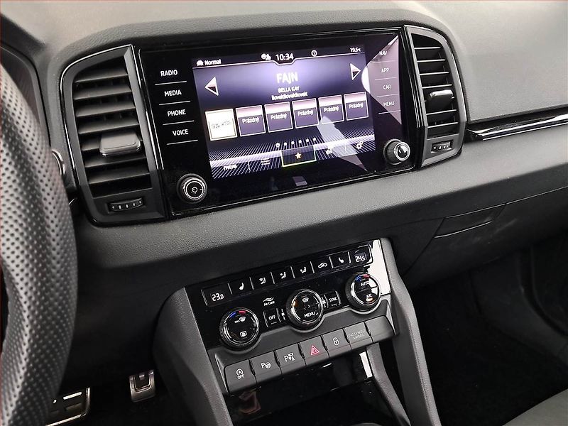 Škoda Karoq (2025) 2.0 TDI, Sportline, Navigace - fotka 12 z 23