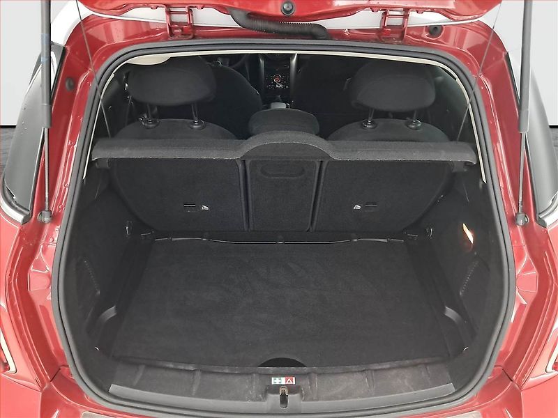 Mini Countryman (2016) Cooper D ALL4, 4X4 - fotka 13 z 17