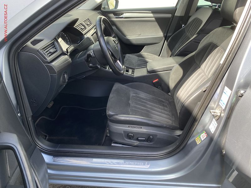 Škoda Superb (2015) 2.0 TDi 4x4, ČR, Style, DSG - fotka 9 z 18