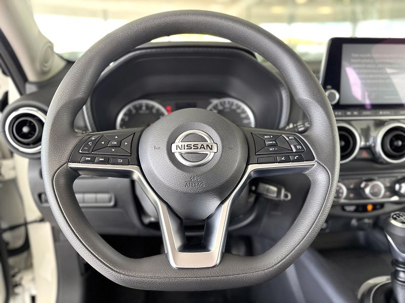 Nissan Juke 1,0DIG-T 114*Kamera*REZERVACE! - fotka 9 z 32